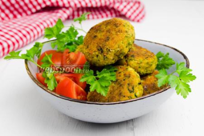 Пшённые котлеты с морковью и шпинатом
