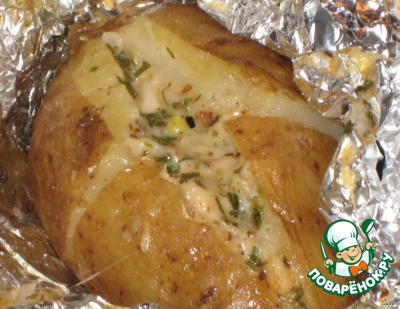 Запеченный картофель &laquo;Чесночно-сырный&raquo;