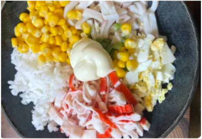 Крабовый салат с рисом