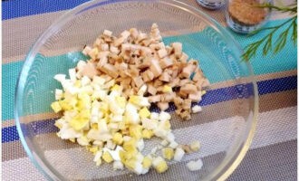 Салат &laquo;Гнездо глухаря&raquo; классический