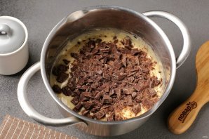 Быстрый пирог на кислом молоке 